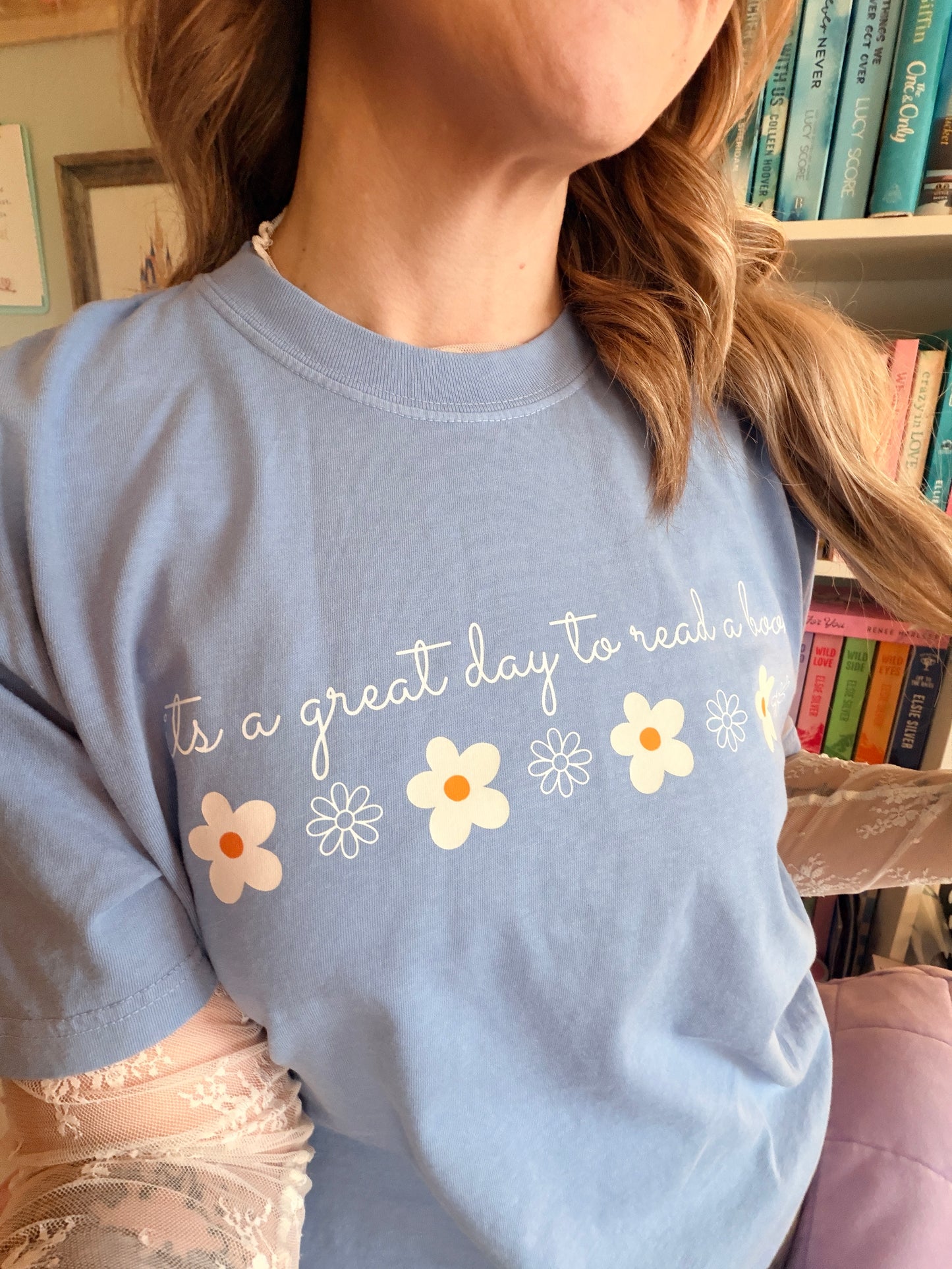 It's a good day to read blue tee